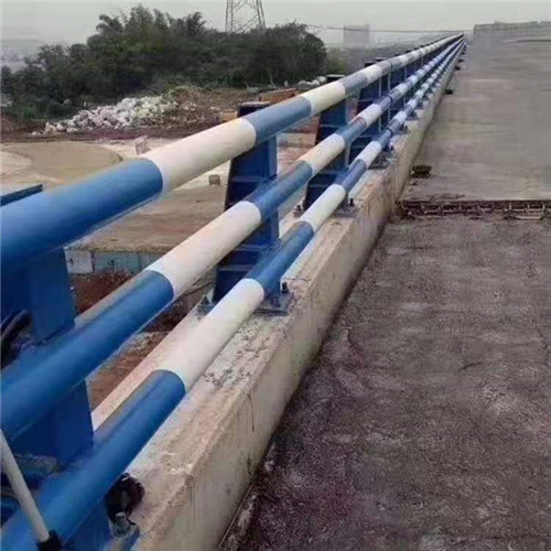 呼和浩特不锈钢碳素钢复合管桥梁护栏